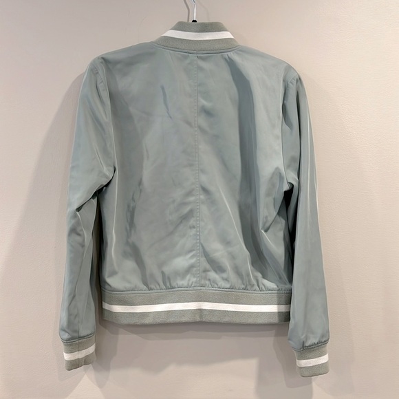 🔥GAP Sage Green Bomber Jacket🔥 - Picture 6 of 6